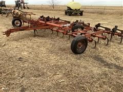 Allis-Chalmers 1200-P Field Cultivator 