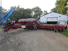 items/94db8096064def11b4ad000d3acfdee0/2004caseih120024row22planter_1a0c754107db4bd9b3c7ecdc937f5c2d.jpg