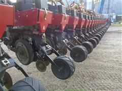 items/94db8096064def11b4ad000d3acfdee0/2004caseih120024row22planter_7dff2181a90740ceafefaeb266b22548.jpg