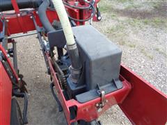 items/94db8096064def11b4ad000d3acfdee0/2004caseih120024row22planter_96c37e2839064386be48043637c19274.jpg