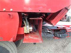 items/94db8096064def11b4ad000d3acfdee0/2004caseih120024row22planter_ccda6a3f76384885aed0c8b30edd5fb5.jpg