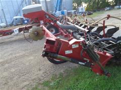 items/94db8096064def11b4ad000d3acfdee0/2004caseih120024row22planter_eb5d7ca101764656822adead20abc651.jpg