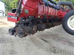 items/94db8096064def11b4ad000d3acfdee0/2004caseih120024row22planter_f9b539bef1f74488914ce1ab50181912.jpg