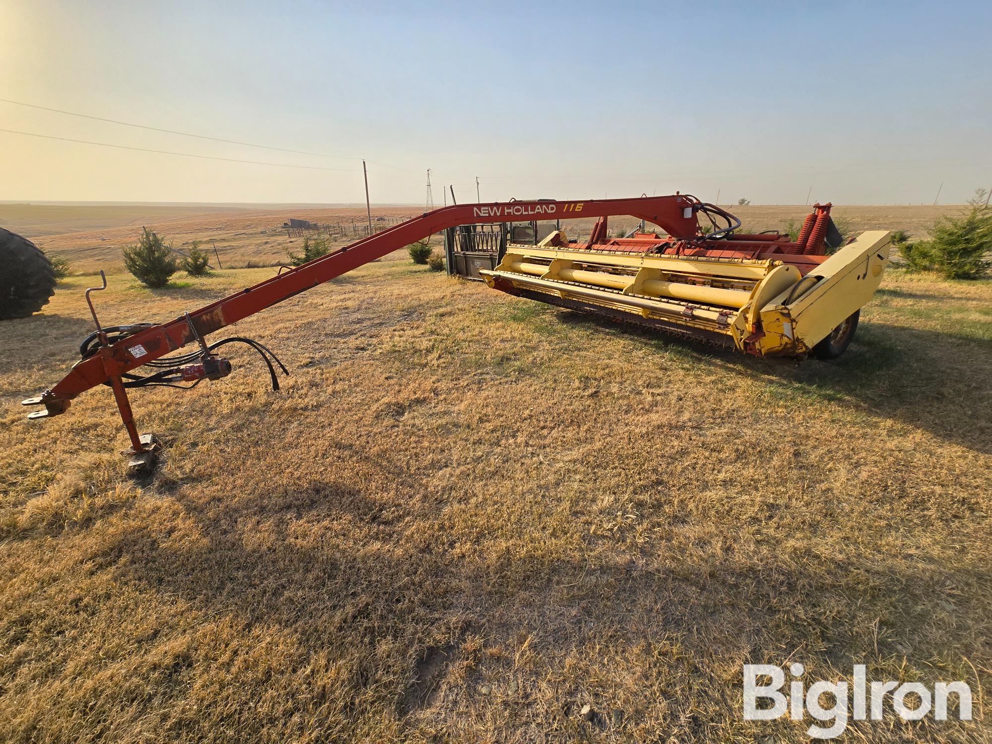 1990 New Holland 116 Pull-Type Mower Conditioner 