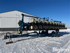 1997 Kinze 2600 12/23 Planter 