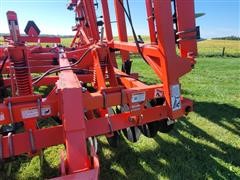 items/956da197b8ca42519cb727f2452a7c7d/2012kuhn6200verticaltillage_f4acca982fa3429fbaaa60030919d7c8.jpg