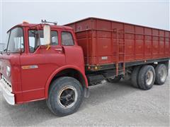 1970 Ford C800 T/A Cabover Grain Truck 
