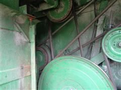 items/95ccb06dc73fee11a81c00224890d91b/1982johndeere8820combine-5_9939c29c967f448c8b3e6be9e3ec6fb7.jpg