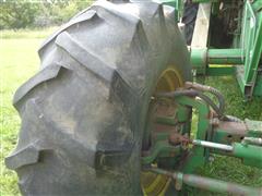 items/95ccb06dc73fee11a81c00224890d91b/1982johndeere8820combine-5_ce3b6a1c789a47dc9130512939679dc7.jpg