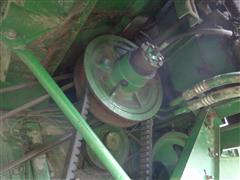 items/95ccb06dc73fee11a81c00224890d91b/1982johndeere8820combine-5_d02989e80814473683713f6385d08f07.jpg