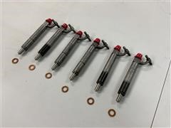 International /Navistar DT360 Fuel Injectors 