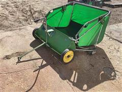 John Deere 38T Leaf/Grass Gatherer 