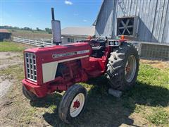 1972 International 574 2WD Diesel Tractor 