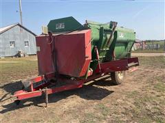 Farm Aid 340 Feed Wagon 