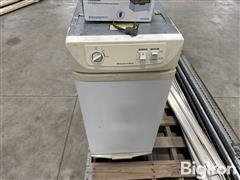 items/9633e2444cdeef11b5427c1e522b8388/kitchenaidtrashcompactorheaters_81e8f825d0104acbbcdebcdba5d4c36f.jpg