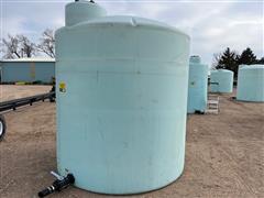 Schaben 3000 Gallon Vertical Poly Tank 