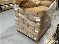 2b5b67541d76498e8aab2db84300e15c.jpg