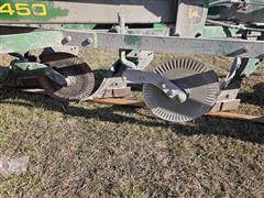 items/9671288fb1cfee11a73d000d3acfdee0/johndeere14505-bottomplow-3_3a9cebb677c5469cbf64793c9491513d.jpg