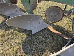 items/9671288fb1cfee11a73d000d3acfdee0/johndeere14505-bottomplow-3_82dfc4d1075e4d2da521f7c999376ba6.jpg