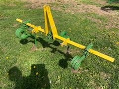 John Deere 3-Pt Rear Sweep Cultivator 