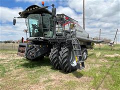 2019 Gleaner S97 Super Series Combine 