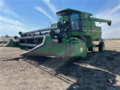 1987 John Deere 7720 Titan II Combine W/220 Platform Header 