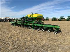 2016 John Deere 1725 Exact Emerge CCS 16R30 Stack Fold Planter 