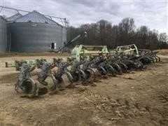 Hiniker 16R30” Cultivator 