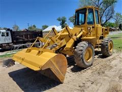 1984 Caterpillar 930 Wheel Loader 