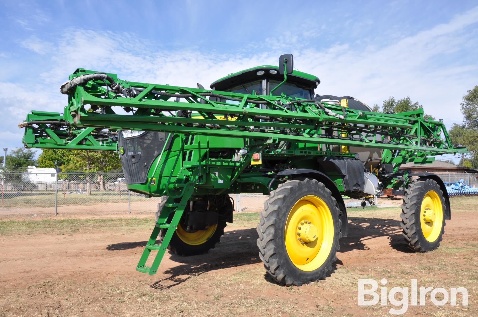 2021 John Deere R4044 Self-Propelled Sprayer 