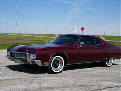 1970 Buick Riviera Coupe 