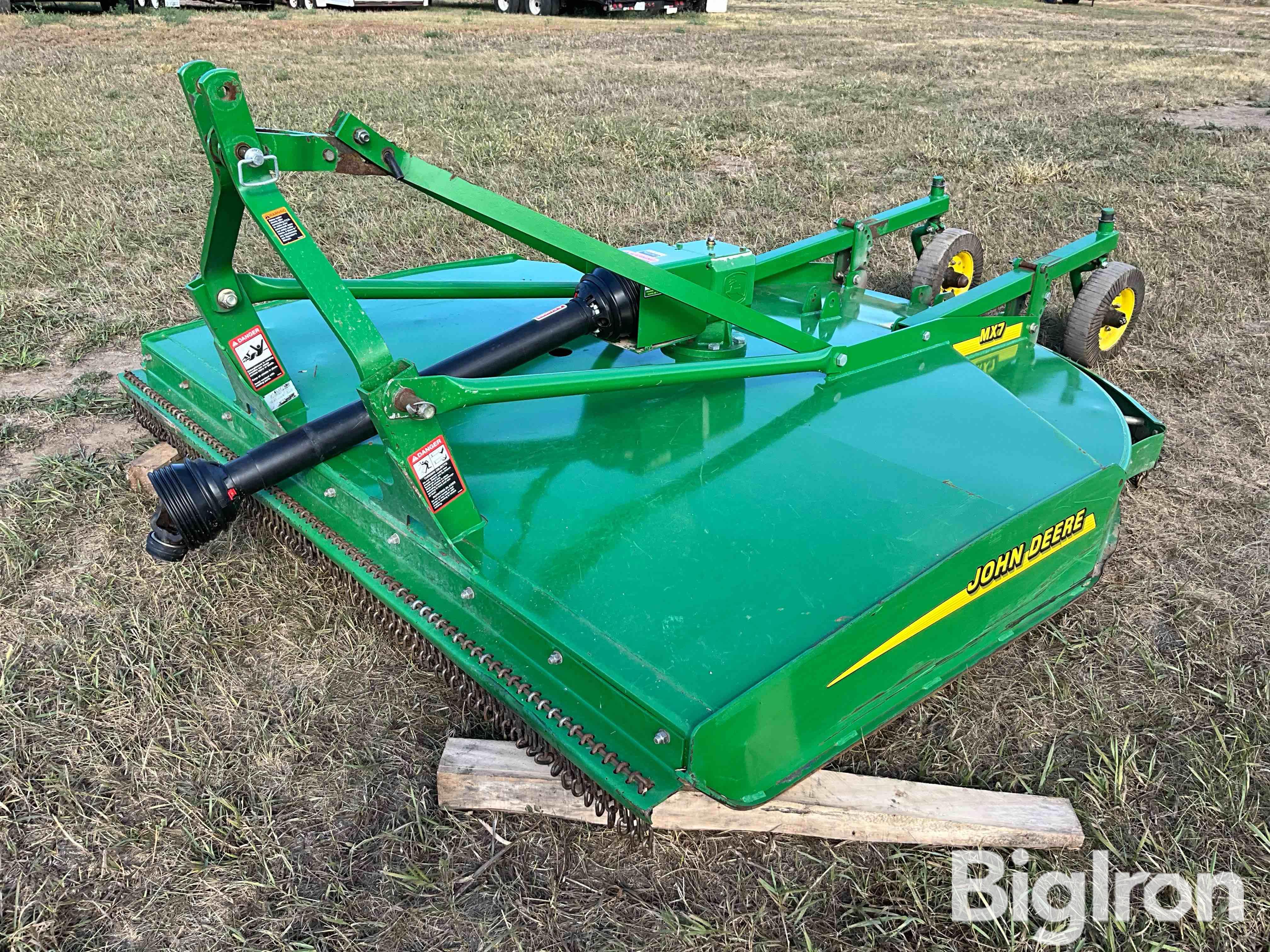 John Deere MX7 3-Pt Rotary Mower/Shredder 