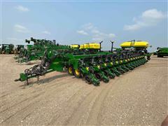 2021 John Deere DB90 ExactEmerge 36R30 Planter 