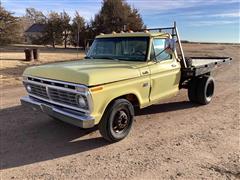 1974 Ford F350 2WD Flatbed Pickup 