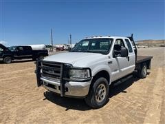 2006 Ford F350XLT Super Duty 4x4 Extended Cab Flatbed Pickup 