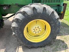 items/98d2967214f5ed11a81c6045bd4ccc74/1992johndeere6810selfpropelled4x4silagechopper_3bd7fa9d2b644fffb3578398a38622ec.jpg