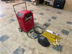 Lincoln Electric AC-225 Arc Welder & Accessories 