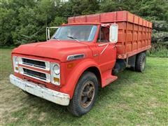 1972 Chevrolet C60 S/A Grain Truck 