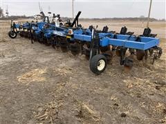 Case 5310 Nutri-Till’r Strip-till Machine 