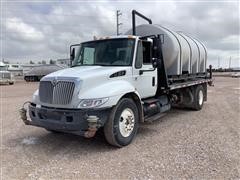 2002 International 4300 SBA S/A Water Truck W/Pump & Spray Nozzles 