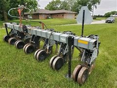 Hiniker 5000 Cultivator/Anhydrous Applicator 