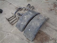 New Holland Pair Of Front Fenders 