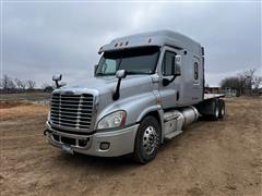 2011 Freightliner Cascadia 125 T/A Truck Tractor 