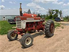 1960 International Farmall 560 2WD Tractor 