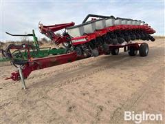 Case IH 1200 12R30 Pivot Transport Planter W/ Fertilizer 