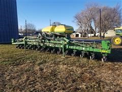 2012 John Deere 1720 CCS 16R30 Planter 