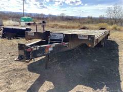 2000 Towmaster T/A Flatbed Trailer 
