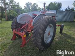 items/9a8c97e8b44af01195f27ced8d56e20b/1962-ford-961-diesel-2wd-tractor_8c17d97c5de744e1823dcbfbfbcd6e6a.jpg