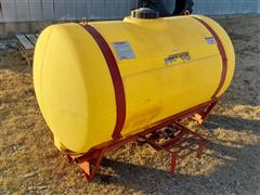 Snyder 300-gallon Poly Tank On Steel Saddle Frame 