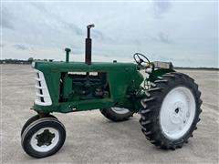 1962 Oliver 770 2WD Tractor 